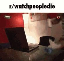 Jacking Off GIF - Jacking Off Watchpeopledie GIFs