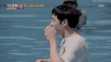 이제훈 물 수영 GIF - Lee Jehoon GIFs