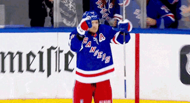 Artemi-panarin-wink GIFs - Get the best GIF on GIPHY
