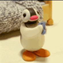 Pingu Nom Nom GIF - Pingu Nom Nom Pengu GIFs