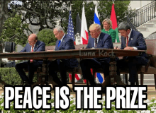 Trump Trump Peace GIF - Trump Trump Peace Peace Deal GIFs
