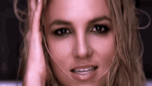 Britney Spears Womanizer GIF - Britney Spears Womanizer Smiles GIFs