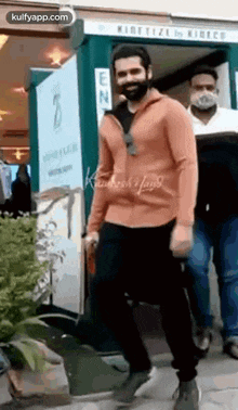 Ram Pothineni Papped At Gym In Hyderabad.Gif GIF - Ram Pothineni Papped At Gym In Hyderabad Rapo Ram GIFs