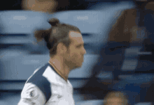 Gareth Bale Scores in Real Madrid Debut, Does Patented Heart-Shaped  Celebration (GIF) 