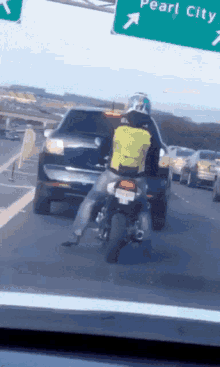 Thats The Spirit Yes GIF - Thats The Spirit Yes Traffic Jam GIFs