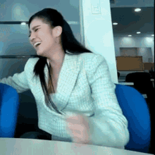 Belle Mariano Laughing GIF - Belle Mariano Laughing Crying Laughing GIFs