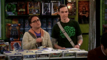 Sheldon Fist Bump GIF - Sheldon Fist Bump Shake GIFs