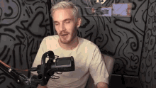 Pewdiepie Fuck You GIF - Pewdiepie Fuck You Middle Finger GIFs