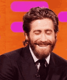 Jake Gyllenhaal Beard GIF - Jake Gyllenhaal Beard Laughing GIFs