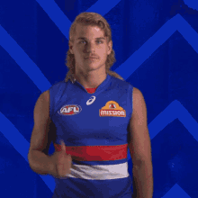 bailey smith thumbs up western bulldogs afl aussie rules