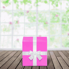 Szülinap Gift GIF - Szülinap Gift GIFs