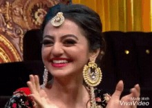 Clap Helly Shah GIF - Clap Helly Shah Applause GIFs