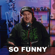 So Funny The Dickeydines Show GIF - So Funny The Dickeydines Show It'S Really Amusing GIFs