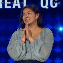Clapping Erika GIF - Clapping Erika Family Feud Canada GIFs