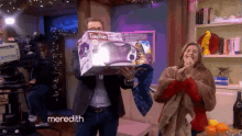 Meredith Vieira And Bobby Flay Are All About This Easy Bake Oven! GIF - The Meredith Vieira Show Bobby Flay GIFs