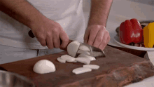 Cortando Chopping GIF - Cortando Chopping Onion GIFs