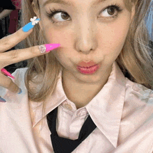 Pink Kpop GIF - Pink Kpop Aesthetic GIFs