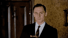 Tom Hiddleston GIF - Tom Hiddleston Besafe GIFs
