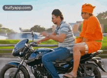 Bike Ride With Murattu Single Friend.Gif GIF - Bike Ride With Murattu Single Friend Udhaiyanidhi Stalin Santhanam GIFs