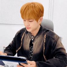 Onew Guess Drawing Onew Drawing GIF