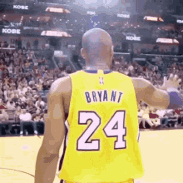 Black Mamba Kobe Bryant GIF - Black Mamba Kobe Bryant Im Out