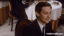 Tobey Maguire Laughing GIF - Tobey Maguire Laughing GIFs