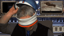The Astro Pub Twitch GIF - The Astro Pub Twitch Theastropub Office Hours GIFs
