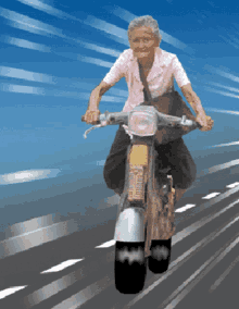Motorcycle Old Woman GIF - Motorcycle Old Woman Fast GIFs