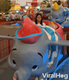 Amusement Park Ride GIF - Amusement Park Ride Having Fun GIFs