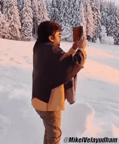 chiru-snow-selfie-video.gif