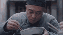 真香 张嘉译 吃饭 GIF - Yummy Zhang Jiayi Eat GIFs