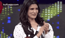 Clapping.Gif GIF - Clapping Samantha Encourageing GIFs