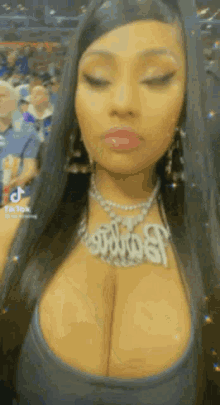 Nicki Minaj GIF - Nicki Minaj Pretty GIFs