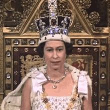 Queen Elizabeth Queen GIF - Queen Elizabeth Queen Elizabeth GIFs