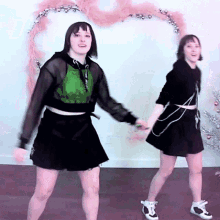 dinomitetwins adventure_ali twins sister just dance
