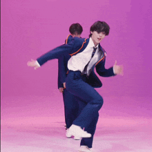 Andteam Andteam Nicholas GIF - Andteam Andteam Nicholas Andteam Relay Dance GIFs