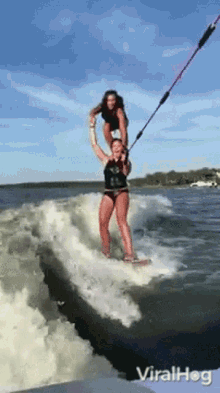 Water Ski Viralhog GIF - Water Ski Viralhog Waterskiing While Perched On Shoulders GIFs