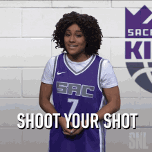 Shoot Your Shot Candace Parker GIF - Shoot Your Shot Candace Parker Saturday Night Live GIFs