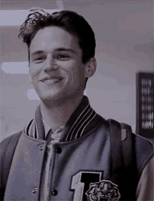 Justinfoley Smile GIF - Justinfoley Smile 13reasonswhy GIFs