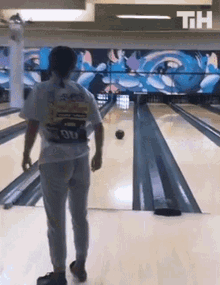 Gutterball This Is Happening GIF - Gutterball This Is Happening Bowling GIFs