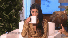 The Ellen De Generes Show Kourtney Kardashian GIF - The Ellen De Generes Show Kourtney Kardashian Coffee GIFs