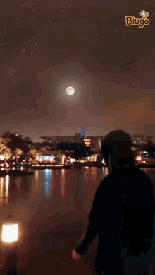 Hoy Juega River Mask GIF - Hoy Juega River Mask Moon GIFs