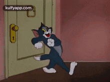 How 2021 Coming.Gif GIF - How 2021 Coming Tom And Jerry Tom GIFs