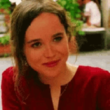 Ellen Page Smile GIF - Ellen Page Smile Shy GIFs