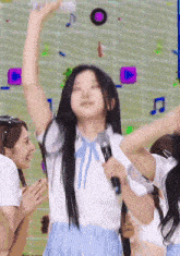 Yooyeon Happy GIF - Yooyeon Happy 1st Win GIFs
