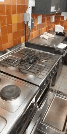 Oven Chefs Kiss GIF - Oven Chefs Kiss Burnt GIFs