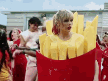 Taylor Swift Katy Perry GIF - Taylor Swift Katy Perry You Need To Calm Down GIFs