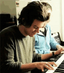 Harry Styles Piano GIF - Harry Styles Piano Playing GIFs