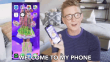 Welcome To My Phone Showing Off GIF - Welcome To My Phone Showing Off Check It Out GIFs