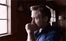 Gosling Memeblog GIF - Gosling Memeblog Crying GIFs